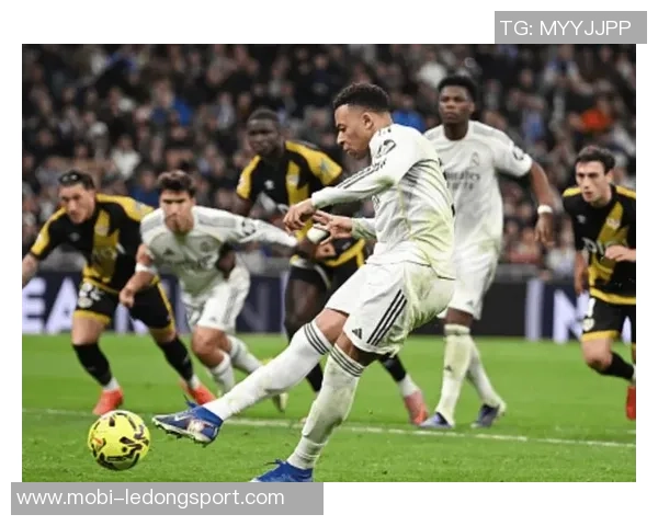 姆巴佩本赛季点球进账12粒追平西甲历史纪录展现超强罚球能力