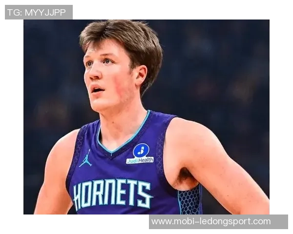 黄蜂新星克尼佩尔21岁前单场轰20分10板追平安东尼与迈基吉辉煌纪录 黄蜂新星克尼佩尔21岁前单场轰20分10板追平安东尼与迈基吉辉煌纪录